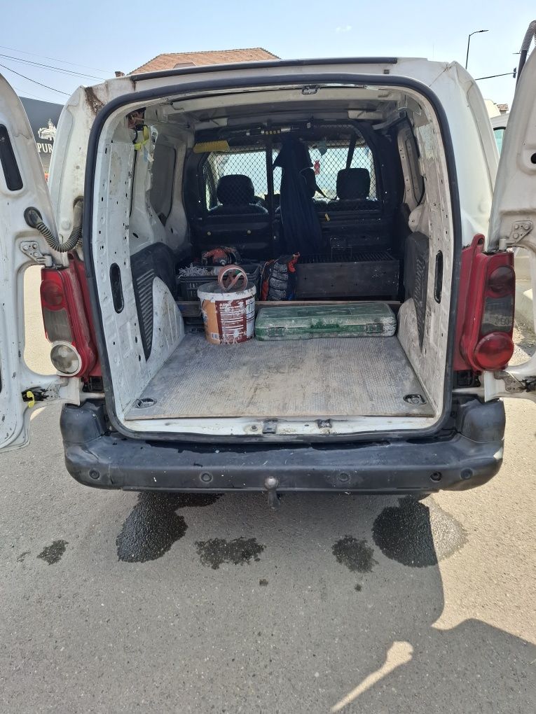 Vînd Citroen Berlingo  anu 2011 în stare  foarte  bună  de funcționare