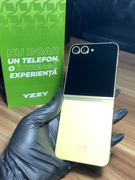 Samsung Galaxy Z Flip6 / Garanție 12 luni / 256 Gb / Foarte bun