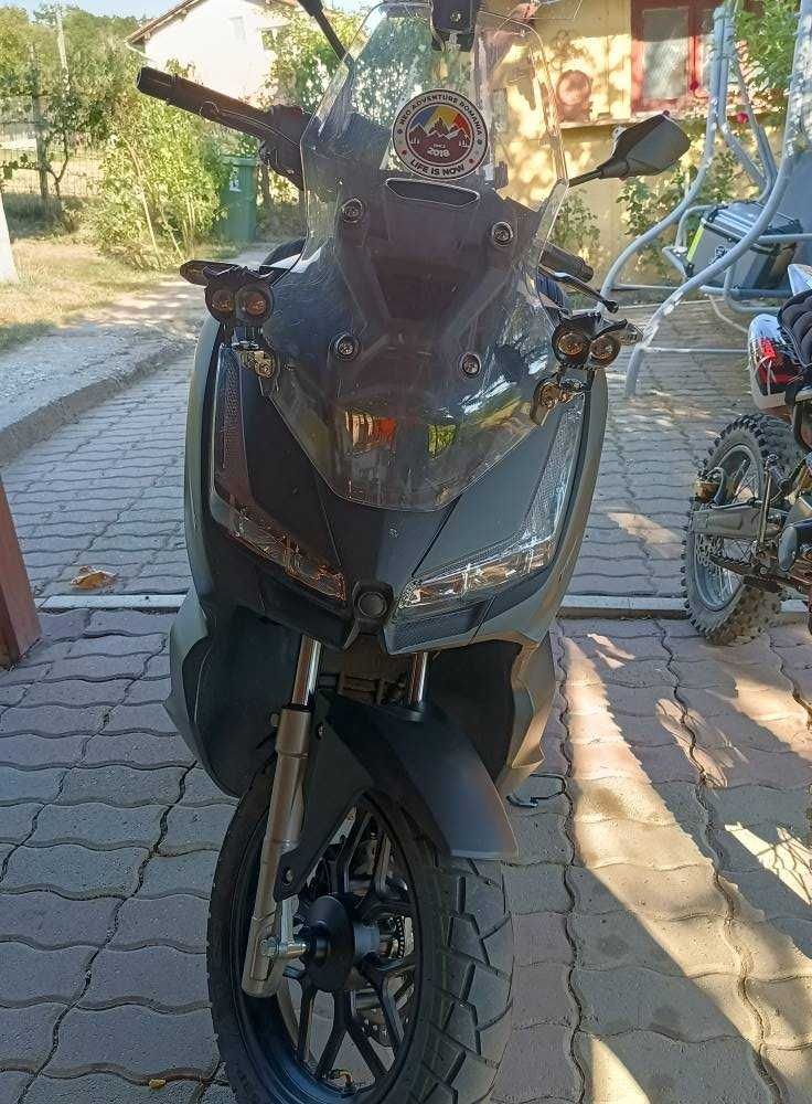 Scuter Linhai Adv