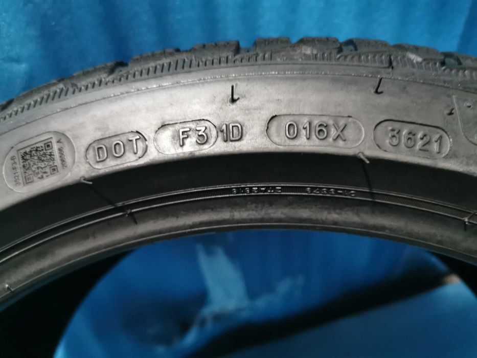 245 40 19 - 275 35 19 michelin m+s 4 buc