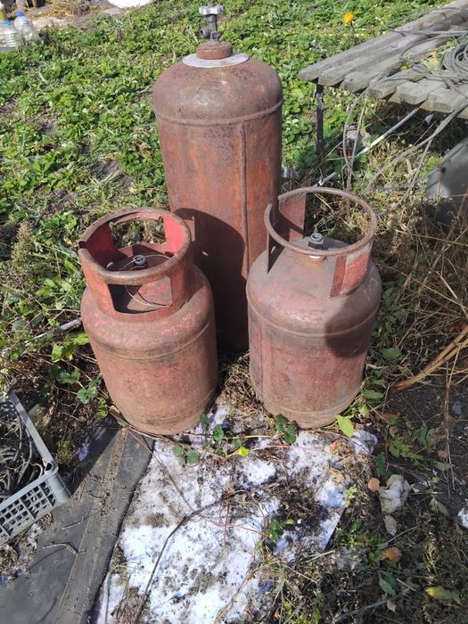 Продам газовые баллоны