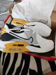 Vând adidași NIKE AirMax noi. Nrv42