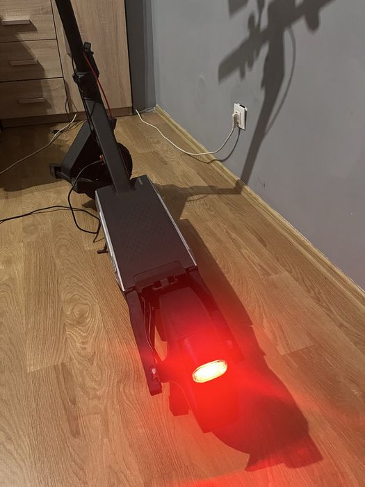 Trotineta electrica navees40 +casca full face