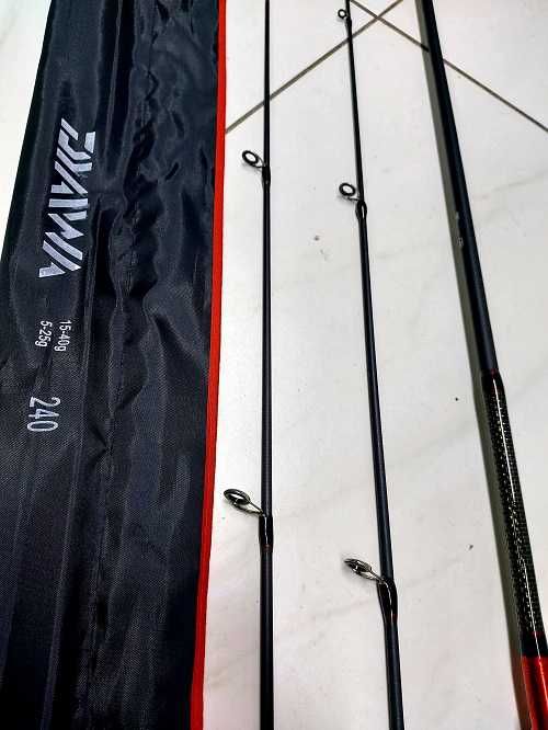 Спининг въдица Daiwa 2.40m /с два върха/5-25g,15-40g