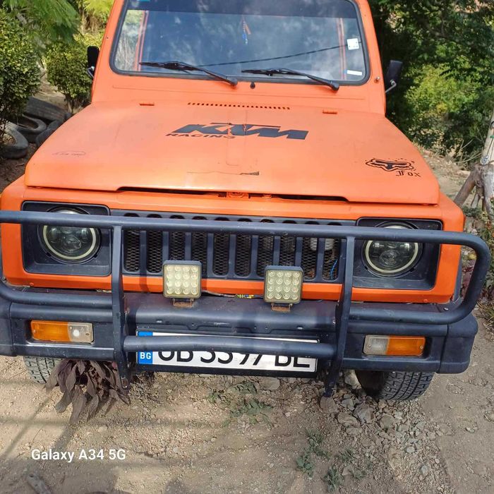 Продава се Suzuki Santana, всичко е изрядно.