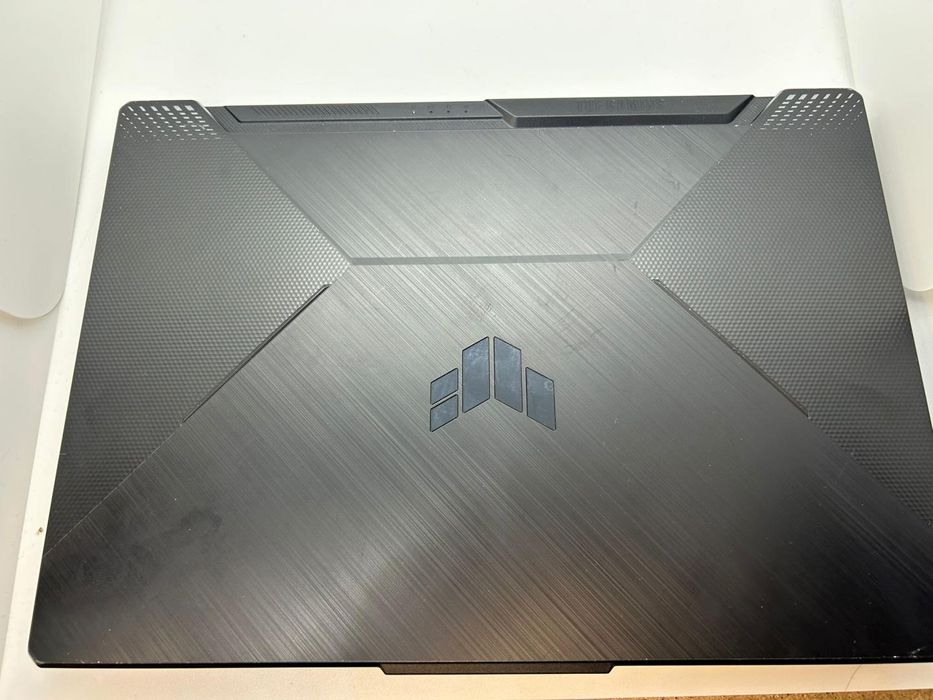 Laptop Gaming ASUS TUF i5-11400H, 144Hz, 8GB, 500GB SSD, 3050 4GB -P-