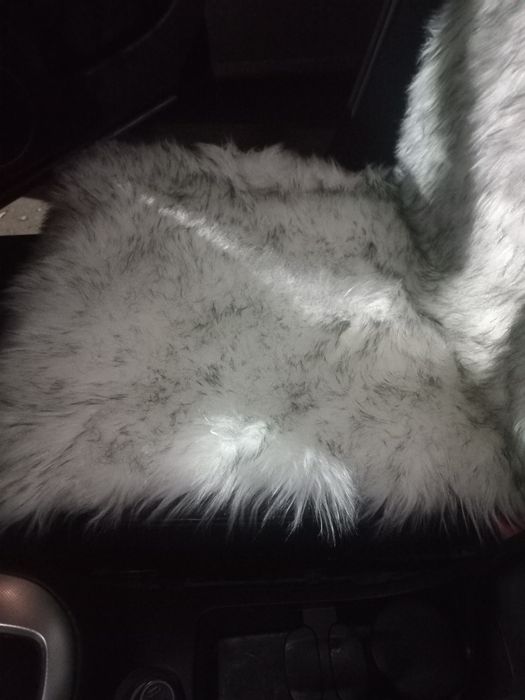 Чехлы на авто искусственный мех.