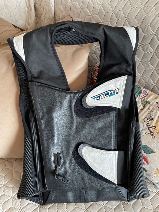 Helite GP Air Inflatable Vest / Кожена жилетка въздушна възглавница