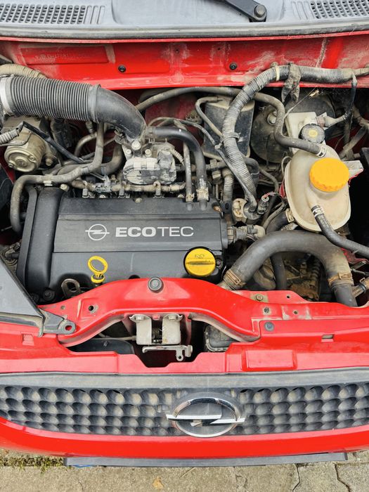 Vand Opel Agila Benzina