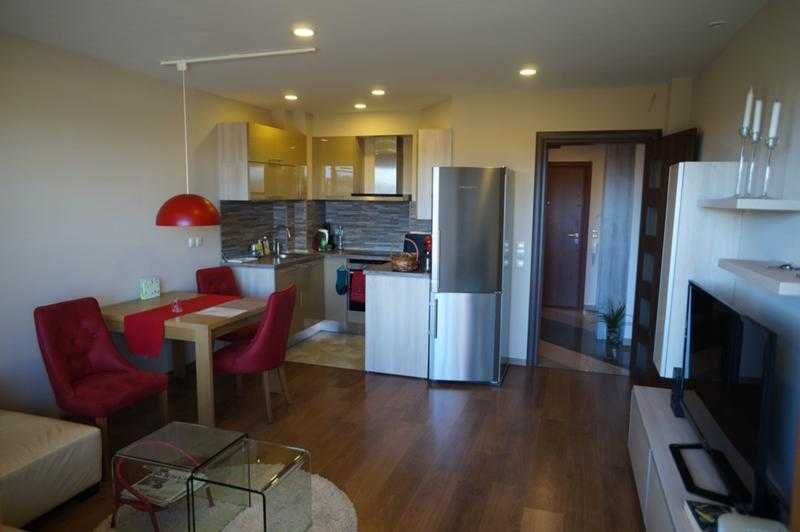 Дава се под наем Тристаен апартамент в София, Зона Б-18 - 90 кв.м за 850 € - Снимка #6