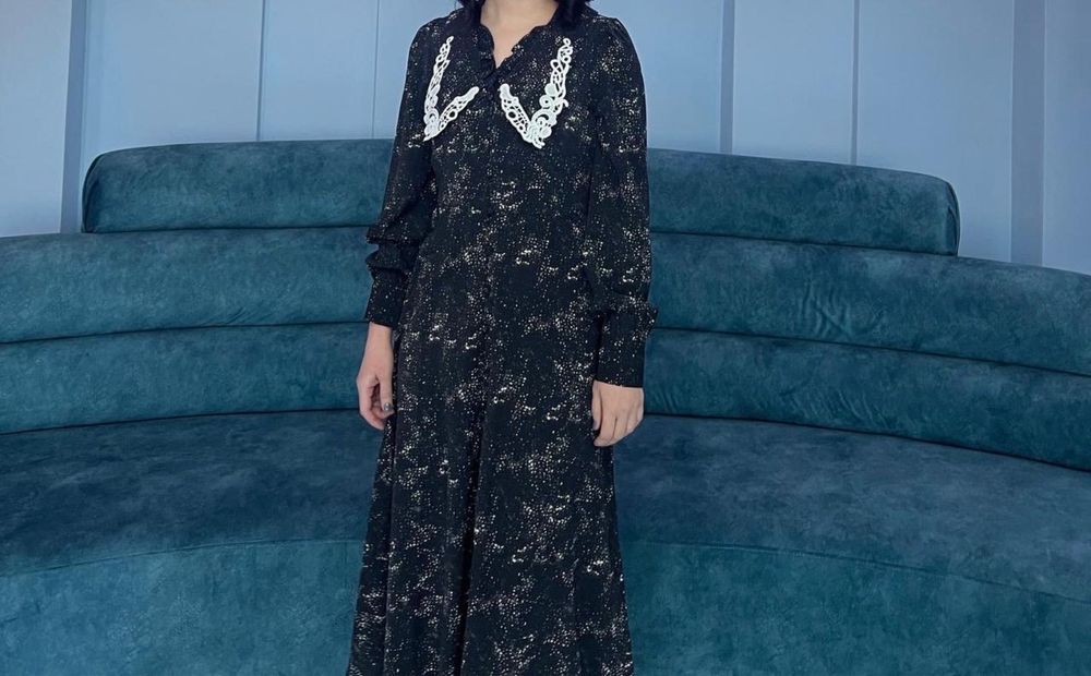 Әдемі, сәнді көйлек сатылады.