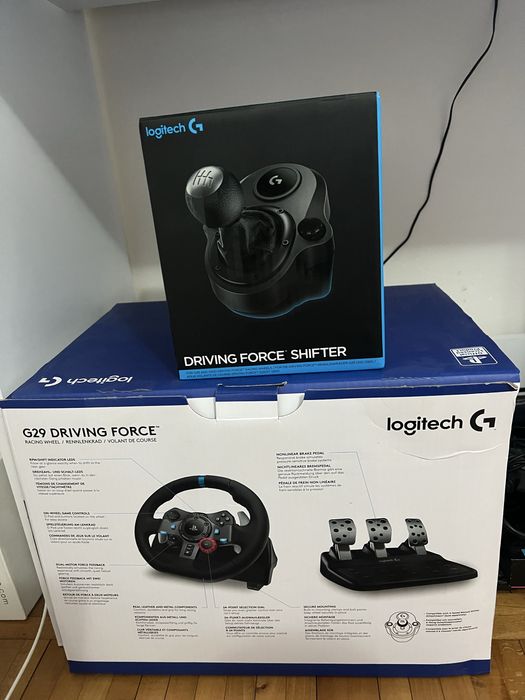 Volan cu pedale si schimbator logitech , g29
