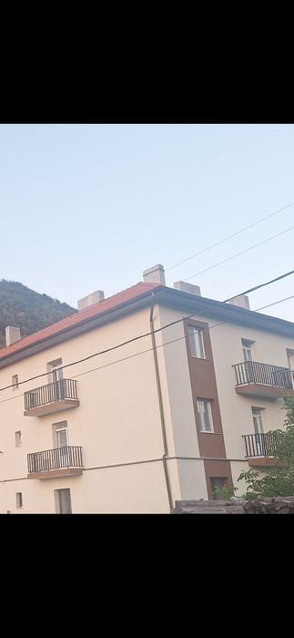 Vând apartament renovat total Nucet Vartop Arieseni