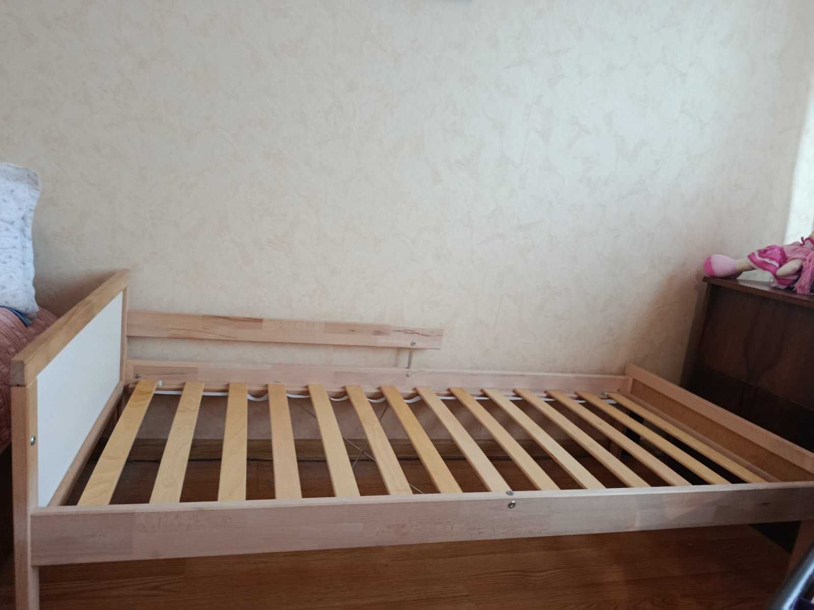 Детско легло за дете до 12-13 годишна възраст