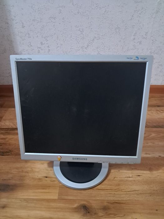 Продам монитор Samsung