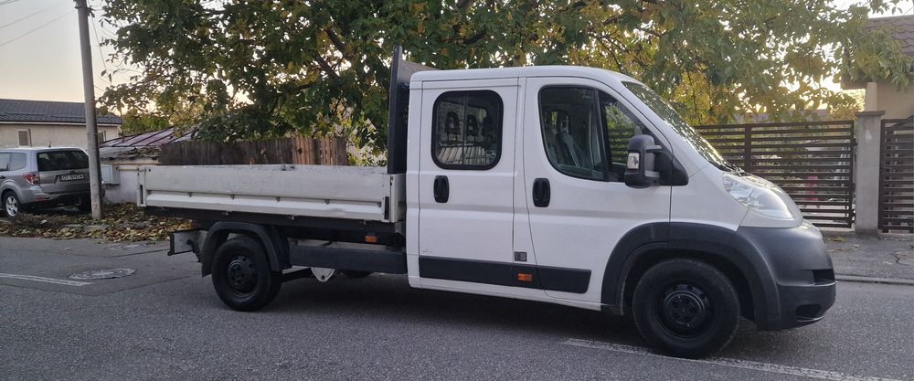 Peugeot boxer 2011 doca 7 locuri cu bena