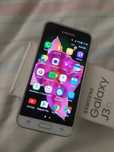 Vand Samsung J 3 Alb 10/10 ( cu accesorii )