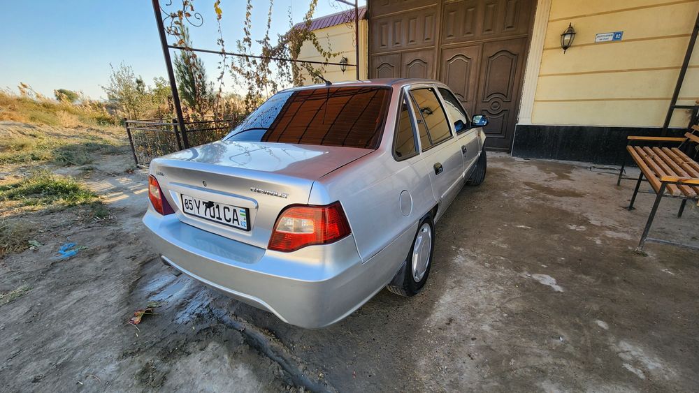 Нексия 2.  2010. Гибрит. 168000 юрган. Газ бензин. Такси юрмаган