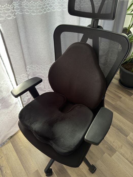 Scaun Ergonomic XL Mesh cu suport lombar Ergoliv. In stare perfecta.