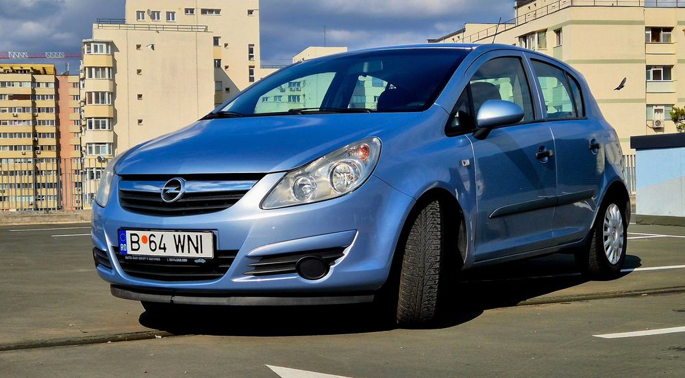 Vând Opel Corsa 1.2 benzină 2007 în stare bună, ideală pentru oraș