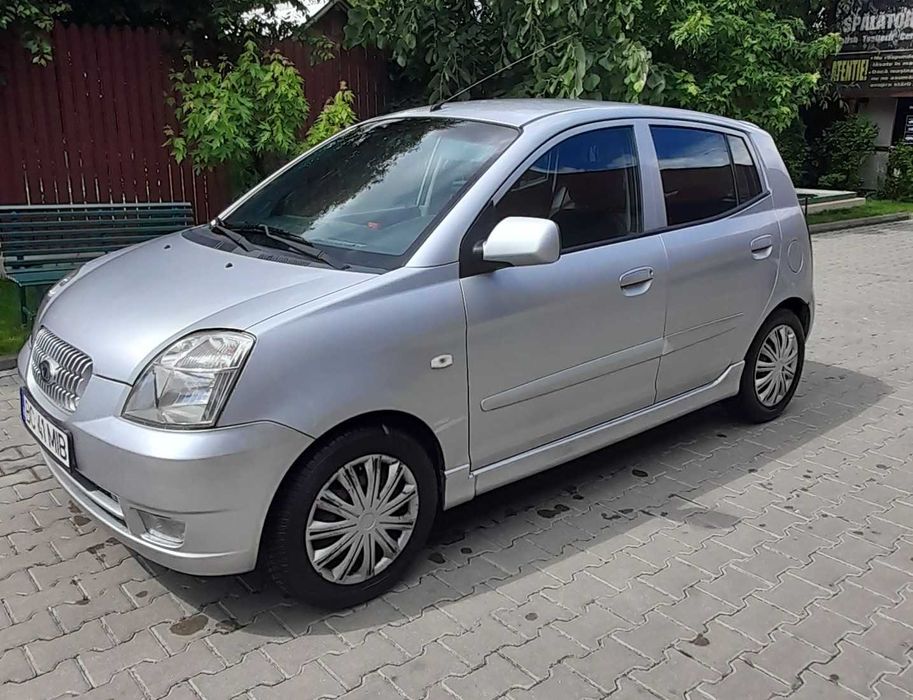 vand kia picanto benzina