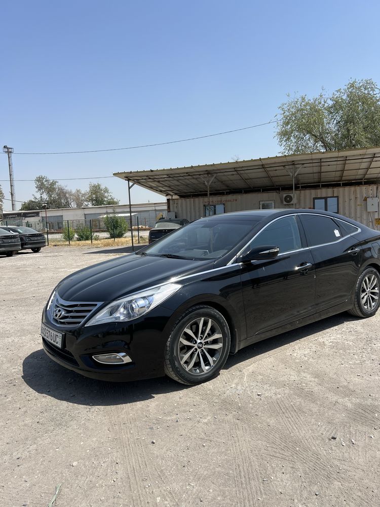 Hyundai Grandeur sotiladi srochniy