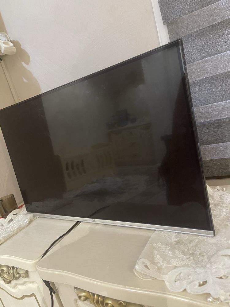 Televizor artel 32 talik
