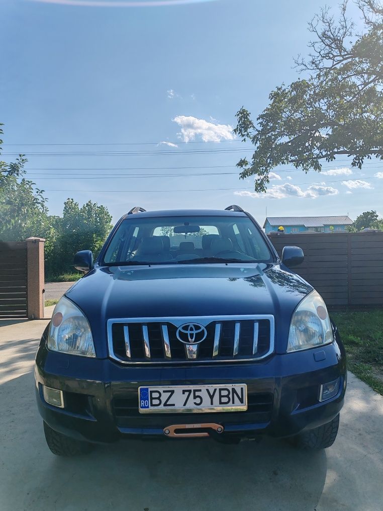 Vând Toyota Land Cruiser J12