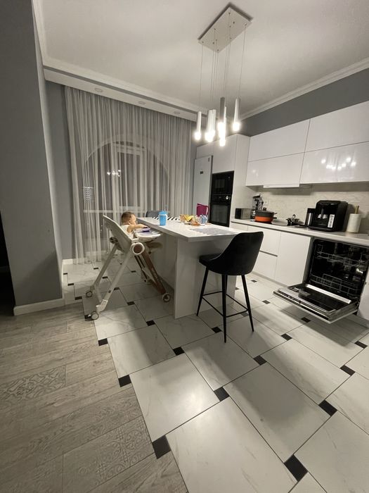 Стул мягкий барный