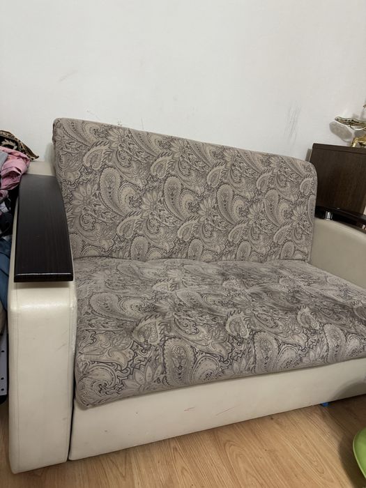 Диван  раскладывается Торг