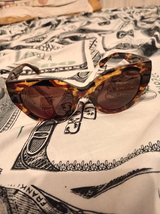 Vând ochelari gucci originali