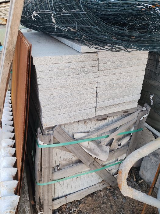 Гранит ступени, серы1