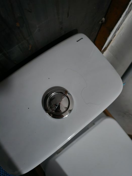 Продам    унитаз