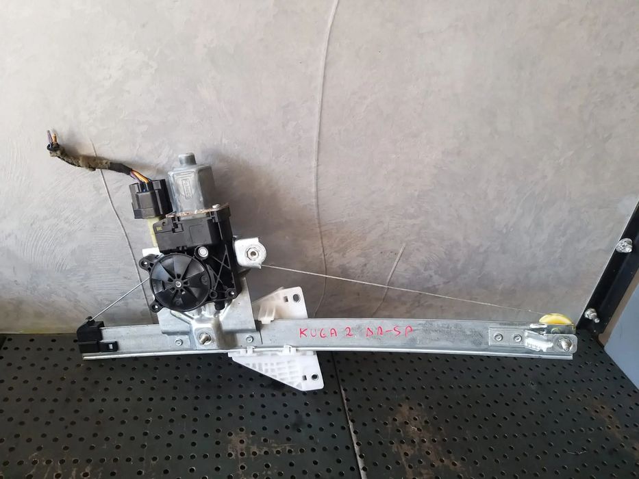 Macara motoras dreapta spate ford kuga 2 cj54s27000bf 0130822735