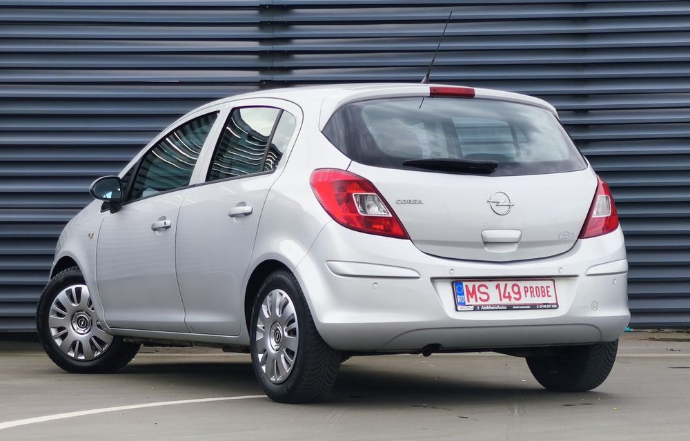Opel Corsa D 1.2 Benzina Euro 4 - Cutie automata / Easytronic