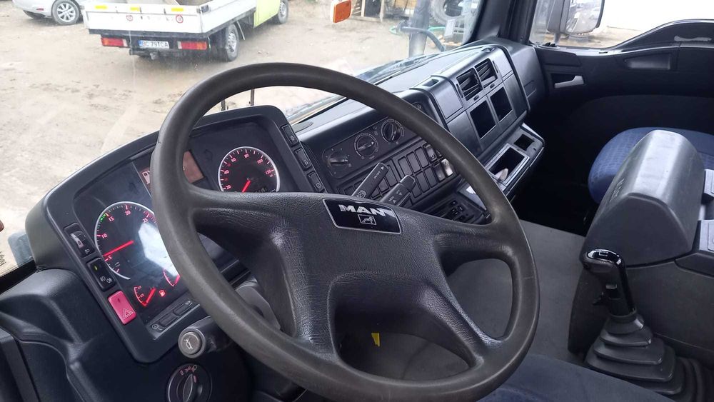 MAN TGA 26,410 - transport containere, an 2005