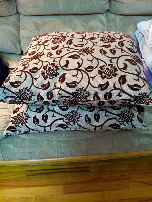 Подушки пуховые.