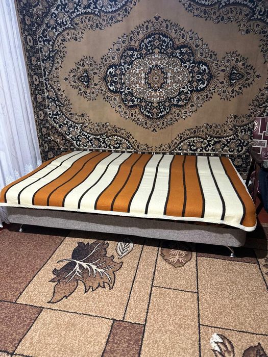 Продается  диван