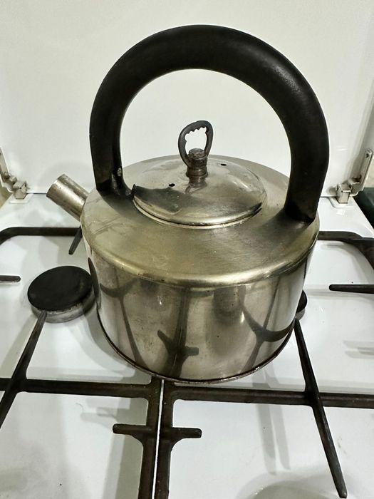 Чайник из нержавеющей сталь