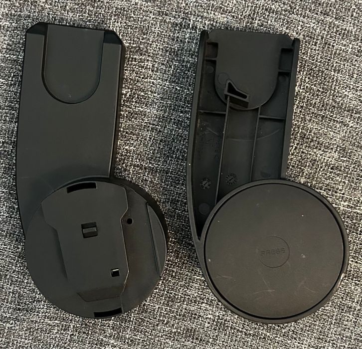 Scoica Cybex Atom M i-size si adaptoare pentru carucior