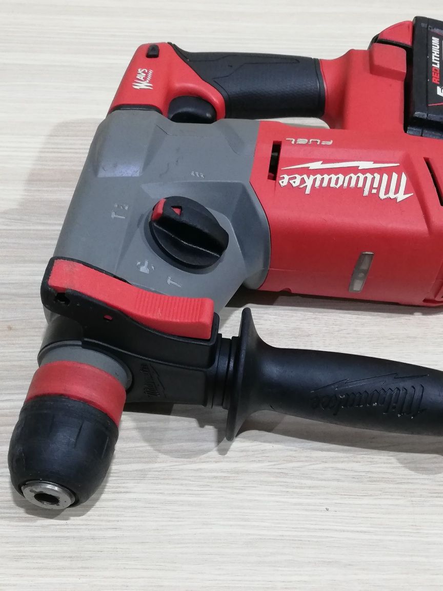 Rotopercutor Milwaukee M18 CHX