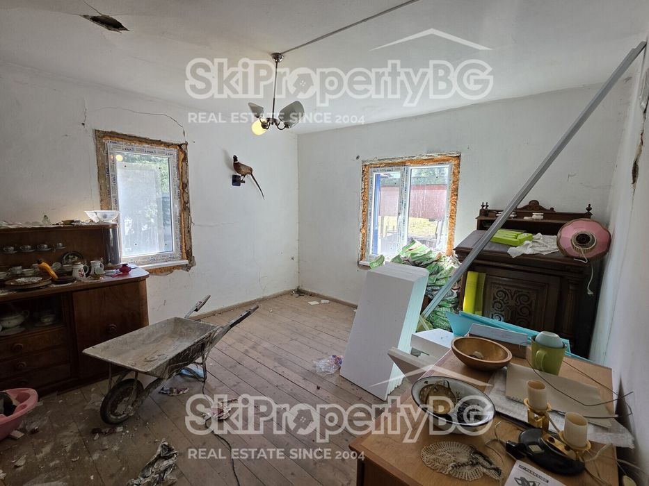 Къща с парцел в село Бели Искър, близо до Боровец!