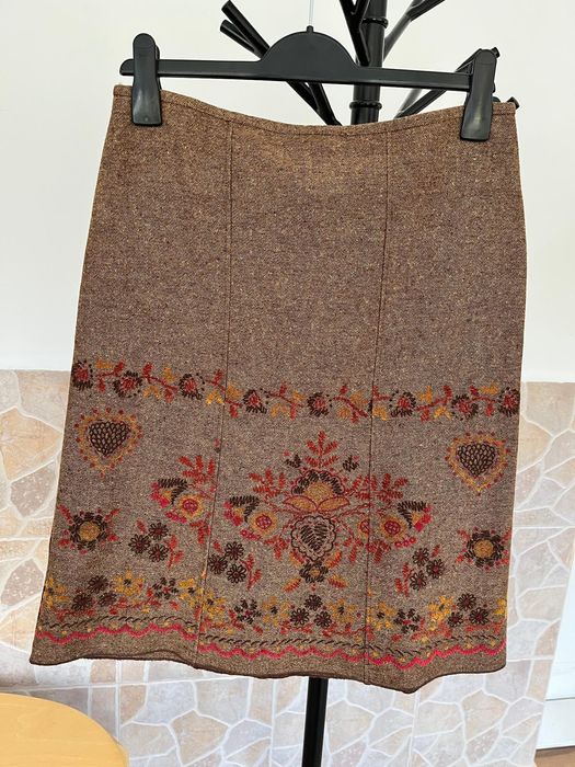 Fusta dama stofa fara căptușeală