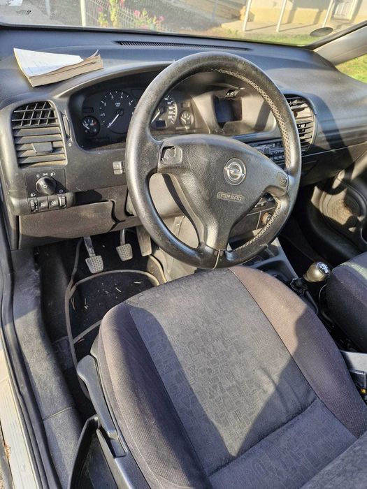 Opel Zafira 1.6 / 2002