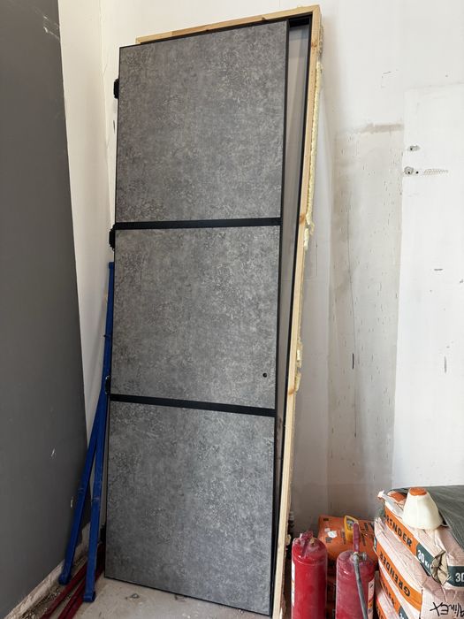 Продам дверь межкомнатную огнеупорную