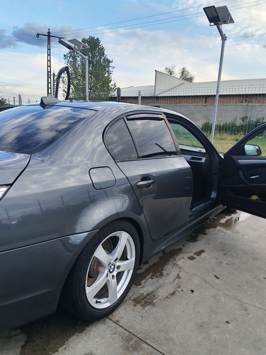 BMW e 60 M pack facelift520 d 2009
