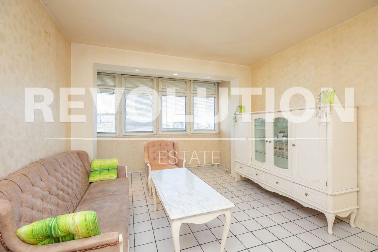 Дава се под наем Двустаен апартамент в Варна, Левски - 52 кв.м за 425 € - Снимка #1