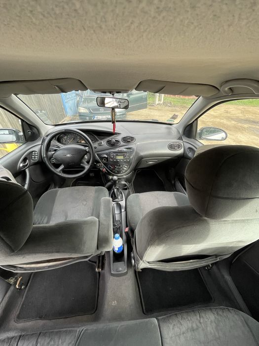 Vând/Schimb Ford focus mk1