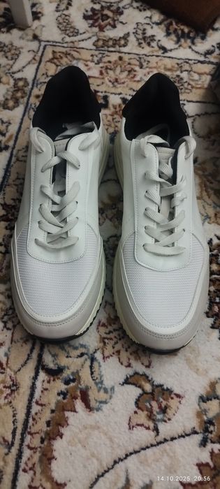 Кроссовки турецкие