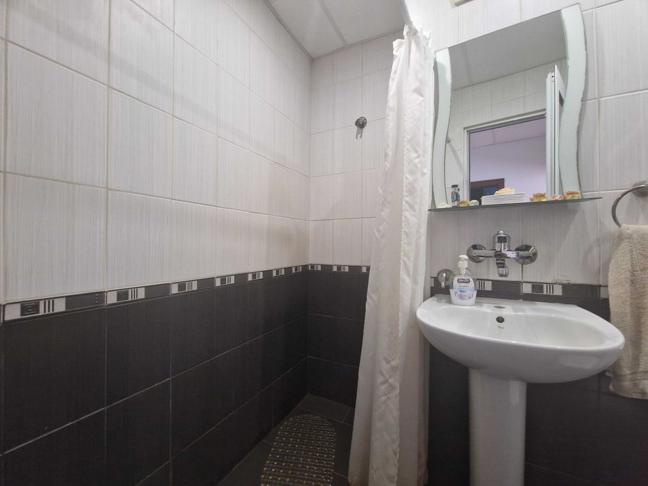 Двустаен апартамент за продажба в кв. Еленово на гр. Благоевград.